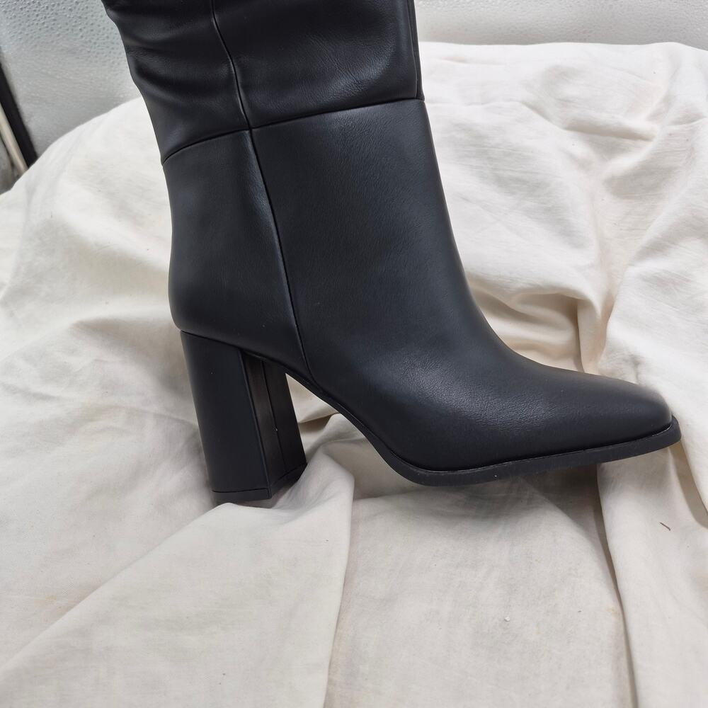NEW Call It Spring womens Nadiah Boot heeled knee-high Black Size 7.5